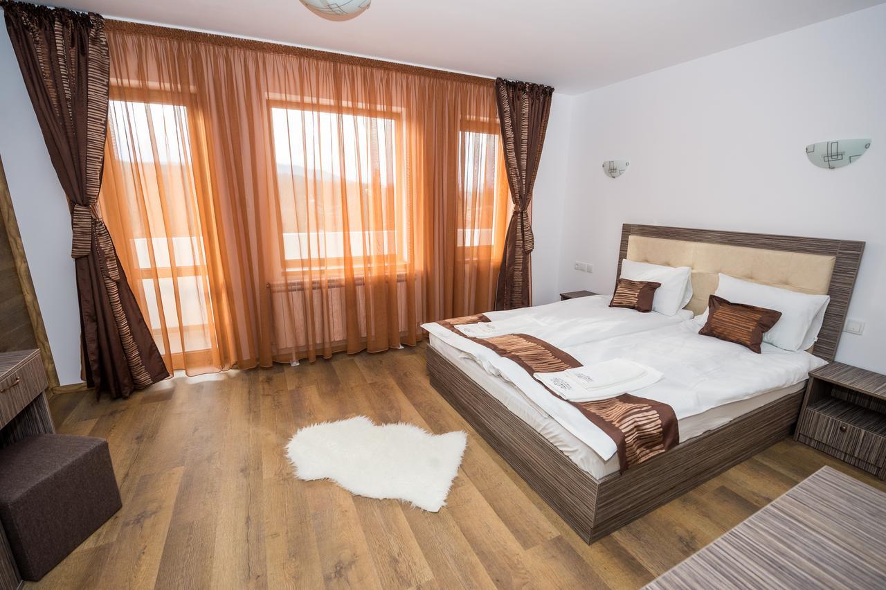 Hotel Sinjirite Complex Elena Zewnętrze zdjęcie