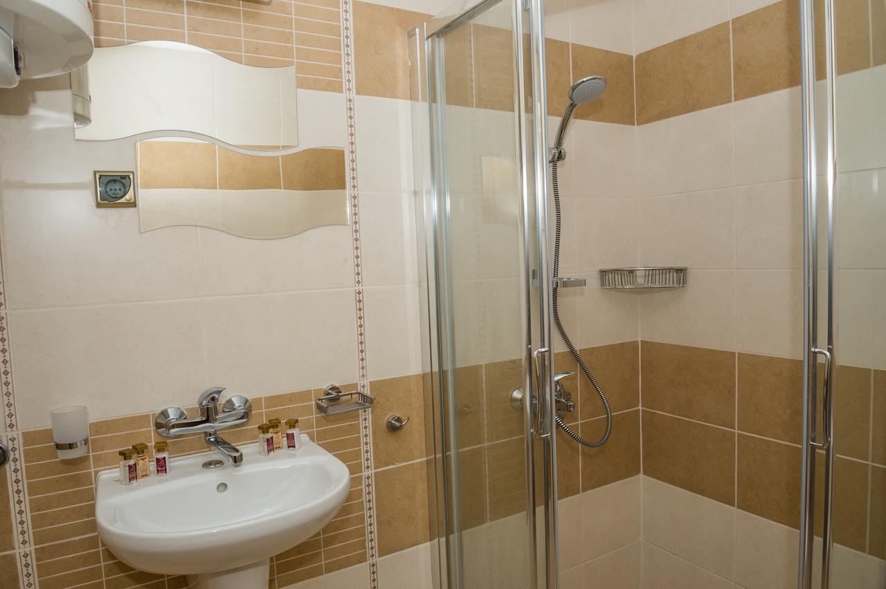 Hotel Sinjirite Complex Elena Zewnętrze zdjęcie