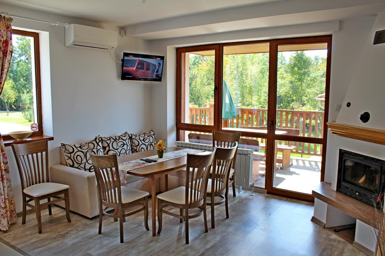 Hotel Sinjirite Complex Elena Zewnętrze zdjęcie