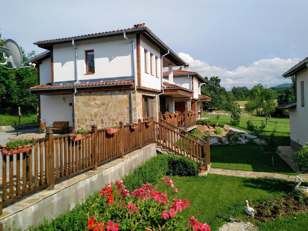 Hotel Sinjirite Complex Elena Zewnętrze zdjęcie